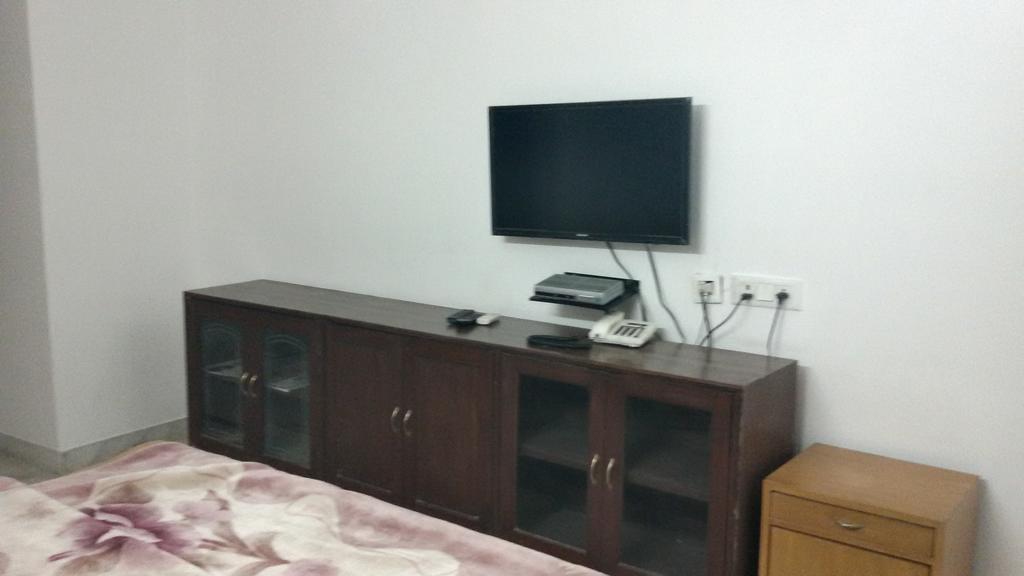 Jmd Residency Hotel New Delhi Room photo
